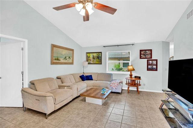 1939 77th Avenue 2B, Vero Beach, FL 32966