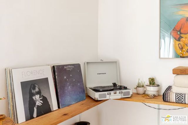 1616 Sunset Mesa Road, Landers, CA 92285