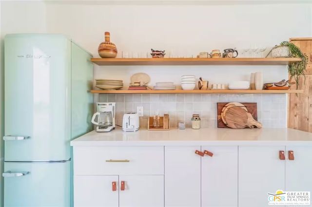 1616 Sunset Mesa Road, Landers, CA 92285