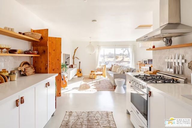 1616 Sunset Mesa Road, Landers, CA 92285