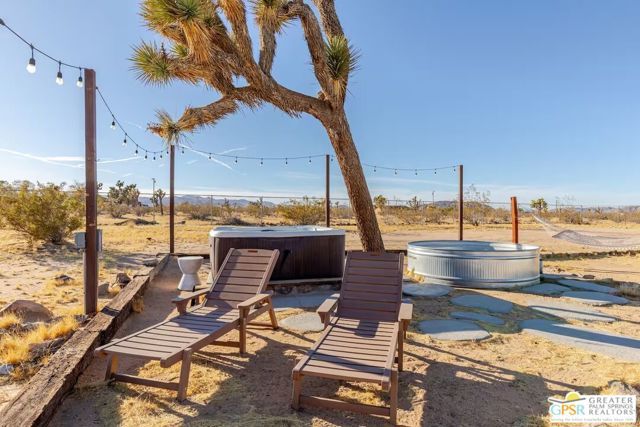 1616 Sunset Mesa Road, Landers, CA 92285