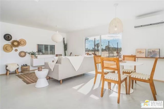 1616 Sunset Mesa Road, Landers, CA 92285