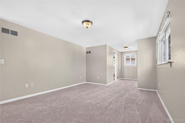 1699 Crestline Drive, Troy, MI 48083