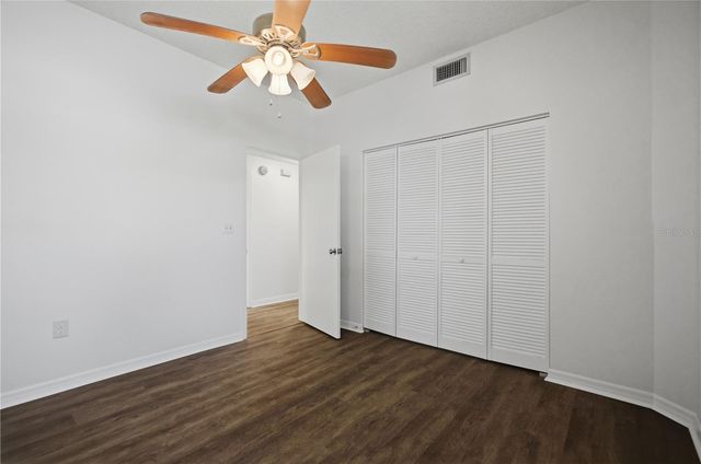 215 CLAYS TRAIL, Oldsmar, FL 34677