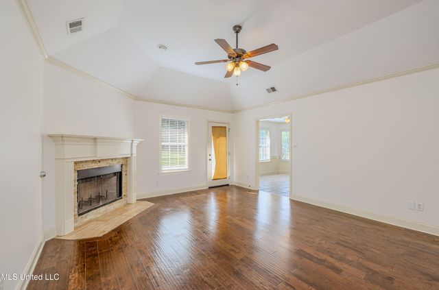 10321 Loftin Drive, Olive Branch, MS 38654