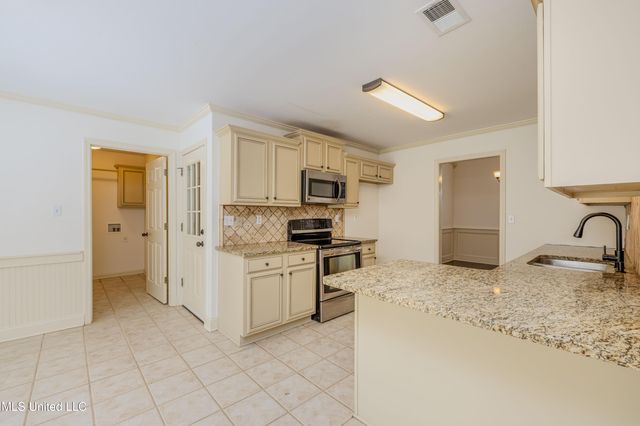 10321 Loftin Drive, Olive Branch, MS 38654