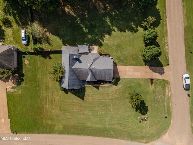 10321 Loftin Drive, Olive Branch, MS 38654