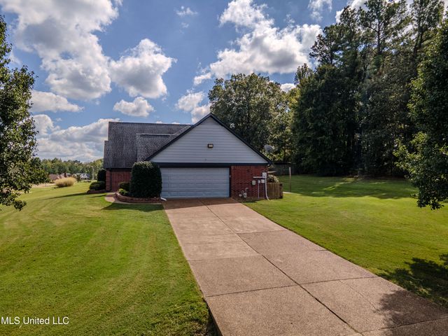 10321 Loftin Drive, Olive Branch, MS 38654