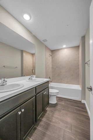 574 NW Bayshore Boulevard, Port St. Lucie, Port St Lucie, FL 34983