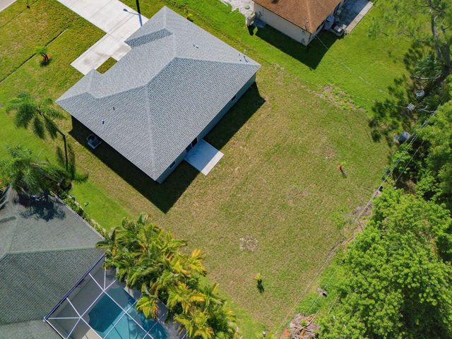 574 NW Bayshore Boulevard, Port St. Lucie, Port St Lucie, FL 34983