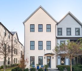 1616 Florentia Street, Mount Pleasant, SC 29464