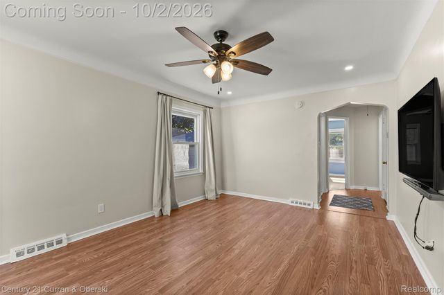 530 Gardner Avenue, Clawson, MI 48017