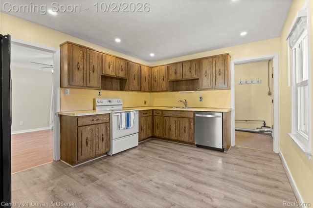 530 Gardner Avenue, Clawson, MI 48017