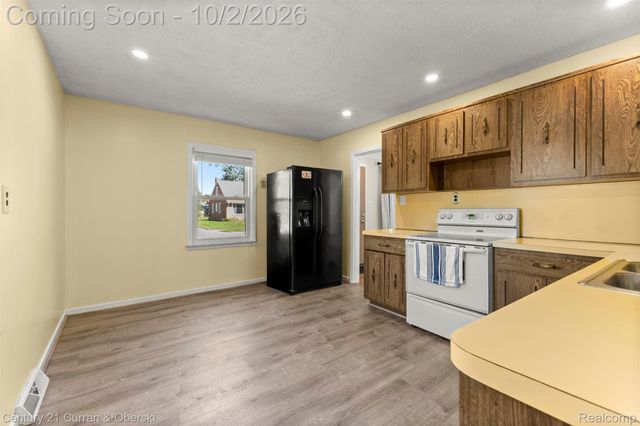 530 Gardner Avenue, Clawson, MI 48017