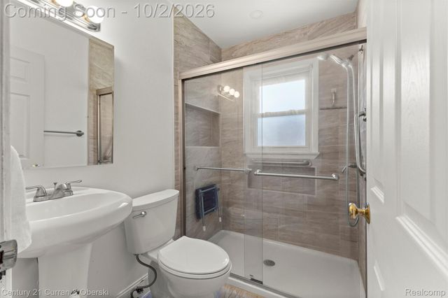 530 Gardner Avenue, Clawson, MI 48017