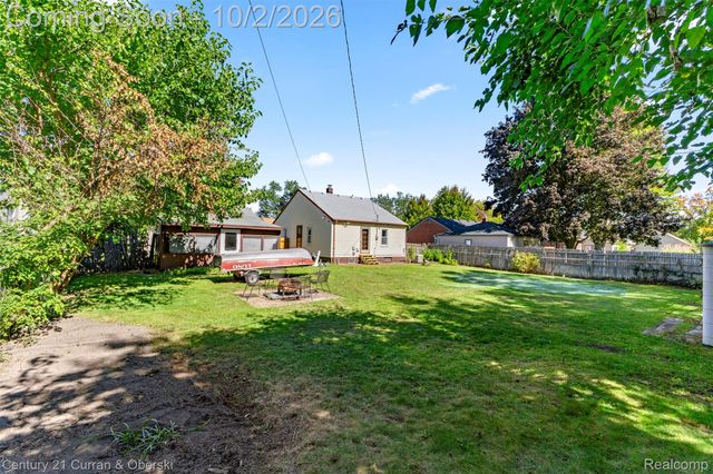 530 Gardner Avenue, Clawson, MI 48017