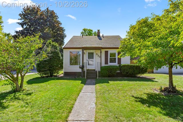 530 Gardner Avenue, Clawson, MI 48017