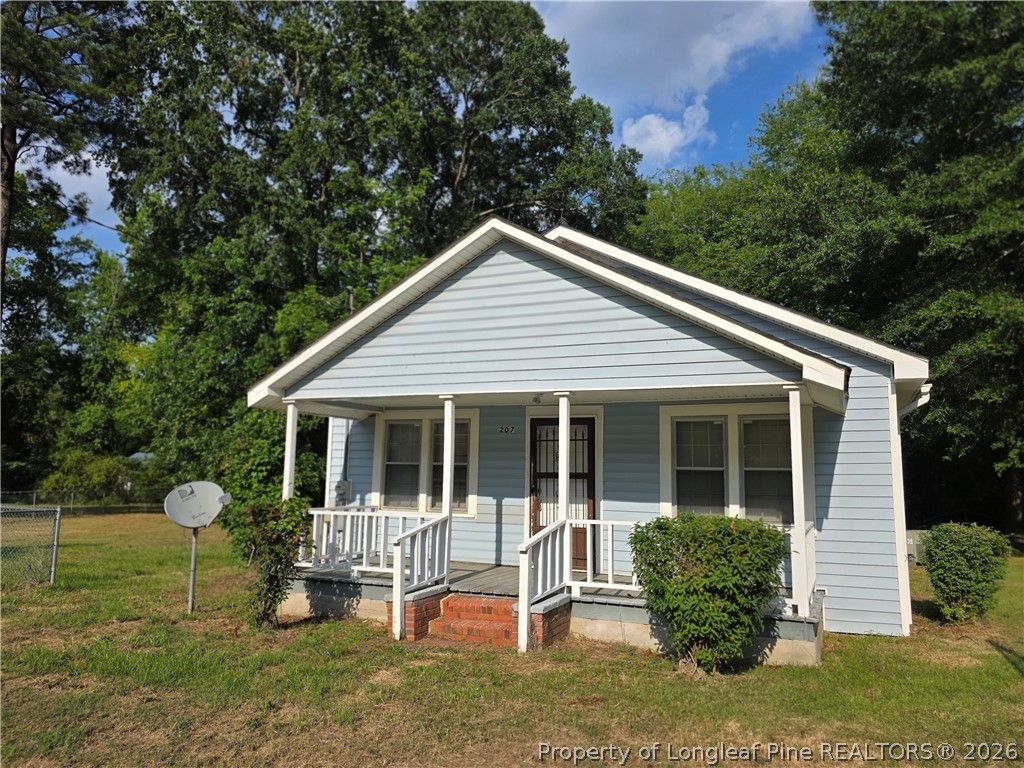 207 Triangle Place, Fayetteville, NC 28312 — exterior