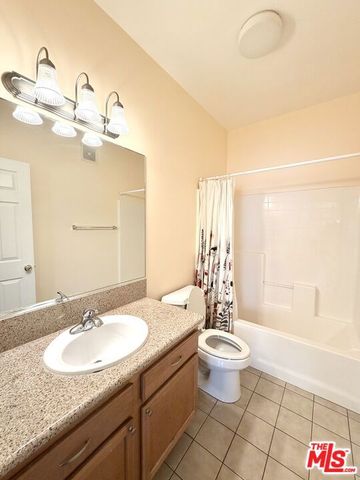 1134 N Euclid Street 18, Anaheim, CA 92801