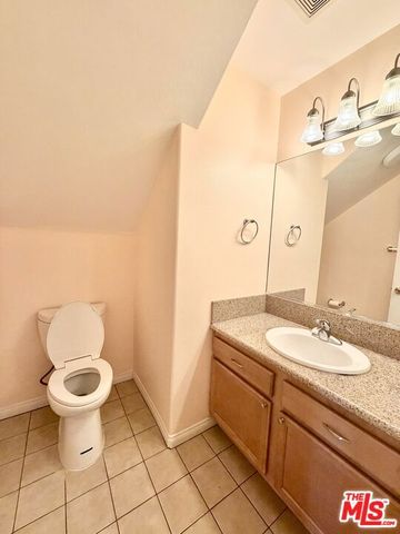 1134 N Euclid Street 18, Anaheim, CA 92801