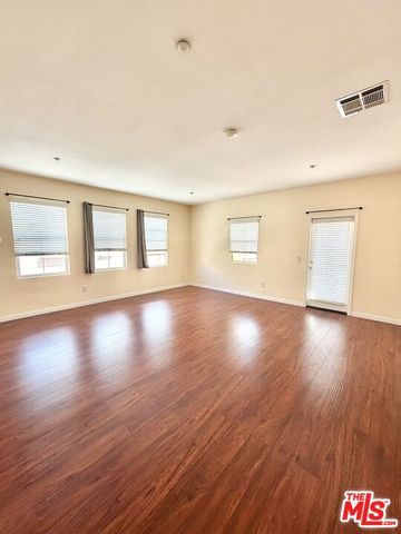 1134 N Euclid Street 18, Anaheim, CA 92801