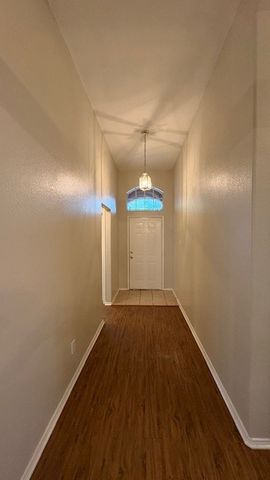 6602 Sandgate Drive, Arlington, TX 76002