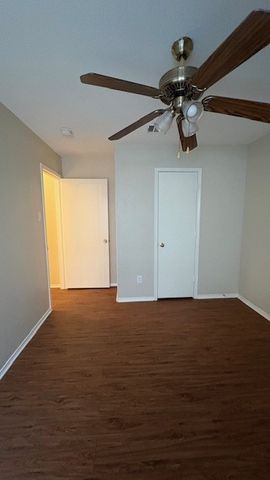 6602 Sandgate Drive, Arlington, TX 76002