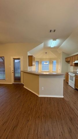 6602 Sandgate Drive, Arlington, TX 76002