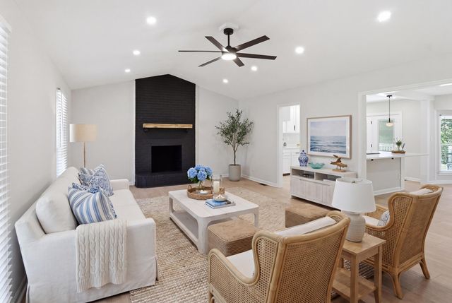327 Bunch Ford Road, Holly Hill, SC 29059