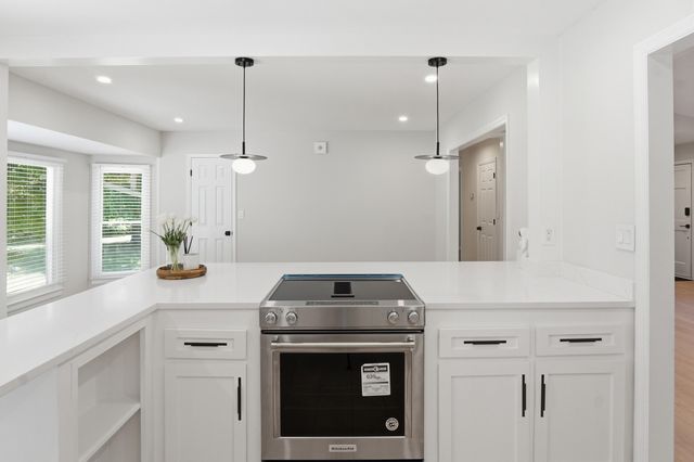 327 Bunch Ford Road, Holly Hill, SC 29059