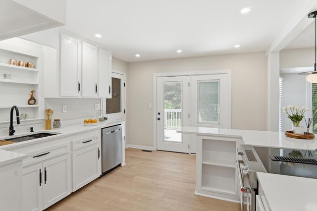 327 Bunch Ford Road, Holly Hill, SC 29059