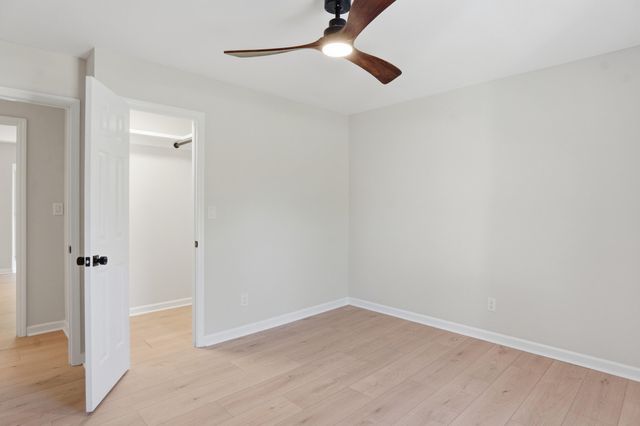 327 Bunch Ford Road, Holly Hill, SC 29059