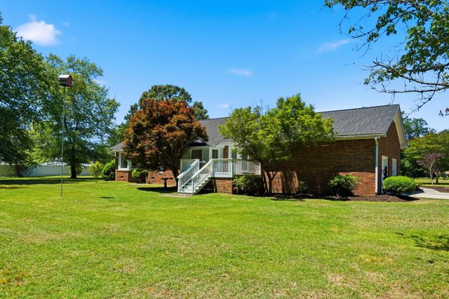 327 Bunch Ford Road, Holly Hill, SC 29059