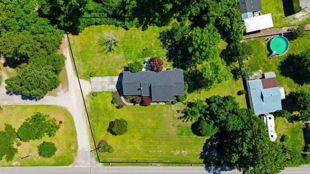 327 Bunch Ford Road, Holly Hill, SC 29059