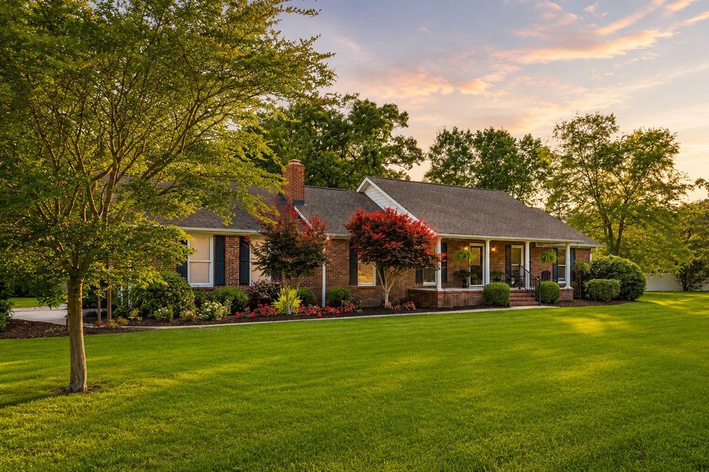 327 Bunch Ford Road, Holly Hill, SC 29059