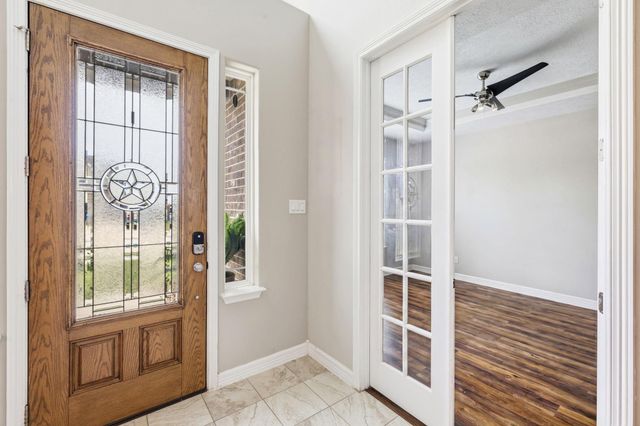 14511 Meadowlands Drive, Mont Belvieu, TX 77523