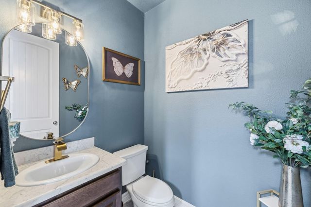 14511 Meadowlands Drive, Mont Belvieu, TX 77523