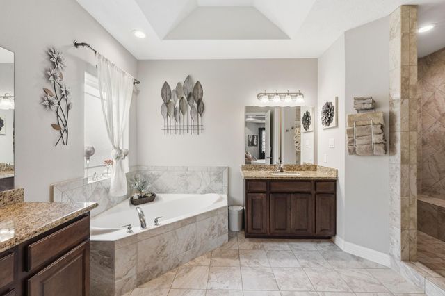 14511 Meadowlands Drive, Mont Belvieu, TX 77523
