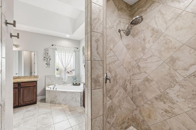 14511 Meadowlands Drive, Mont Belvieu, TX 77523