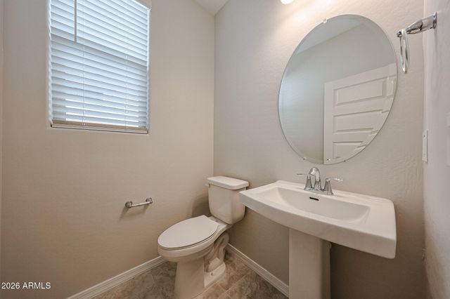 5019 N 87TH Drive, Glendale, AZ 85305