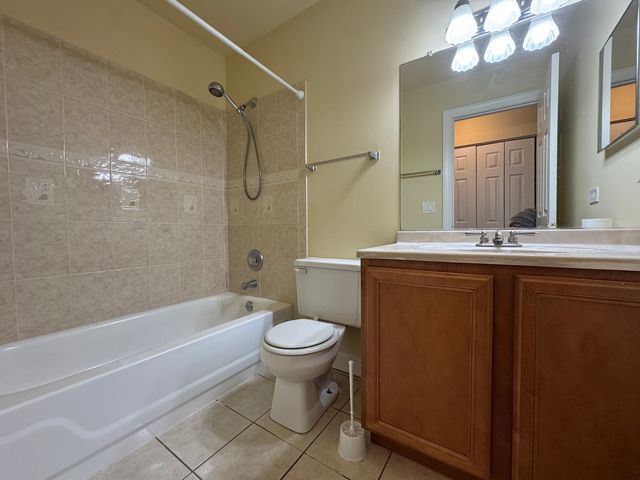 460 N Lake Shore Drive 460, Palatine, IL 60067