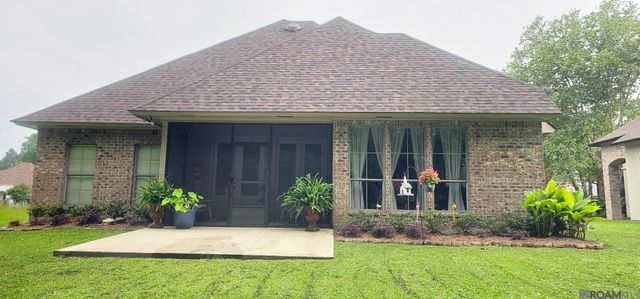 6105 Beechgrove Ln, St Francisville, LA 70775