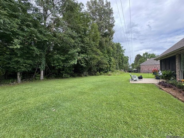6105 Beechgrove Ln, St Francisville, LA 70775