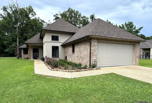 6105 Beechgrove Ln, St Francisville, LA 70775