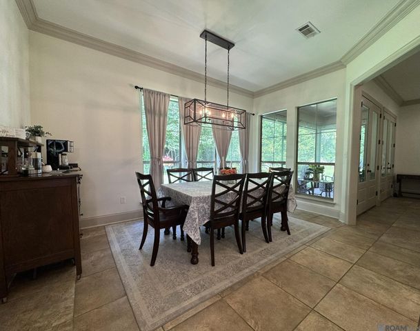 6105 Beechgrove Ln, St Francisville, LA 70775