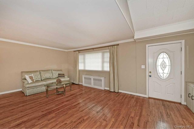 104 Charles Street, Massapequa, NY 11758