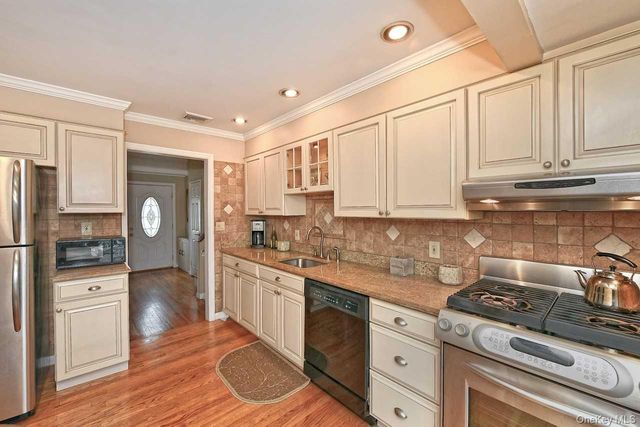 104 Charles Street, Massapequa, NY 11758