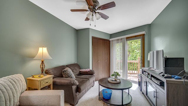 1601 Earthstone Drive 17, Valparaiso, IN 46383