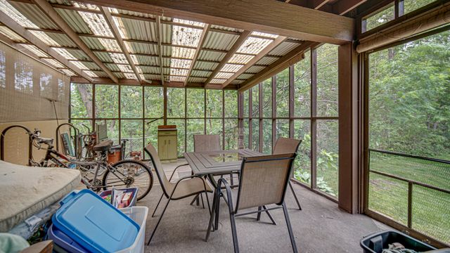 1601 Earthstone Drive 17, Valparaiso, IN 46383