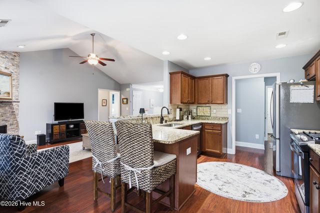 1053 Lanterns Lane, Leland, NC 28451